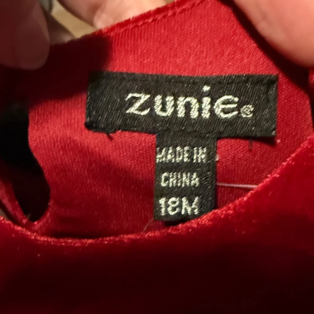 Zunie red velvet Holiday Dress NWT 18 m